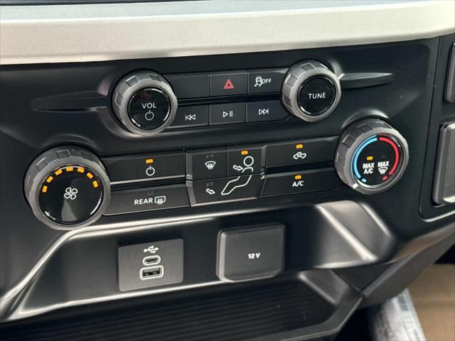 2026 Ford 600 XLT