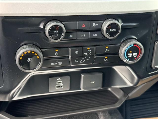 2026 Ford 600 XLT