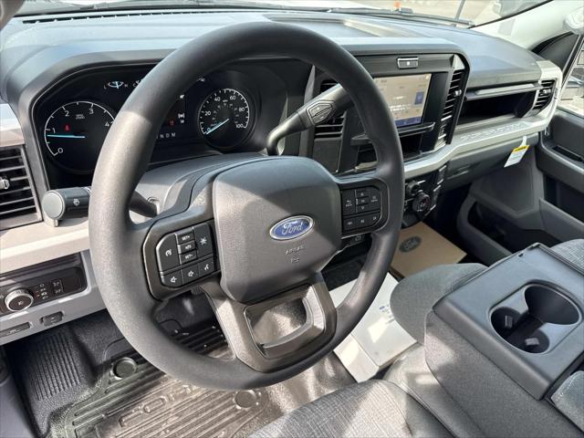 2026 Ford 600 XLT