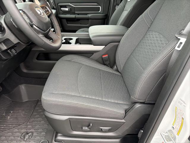 2026 Ram 2500 Big Horn Crew Cab 4x4 64 Box