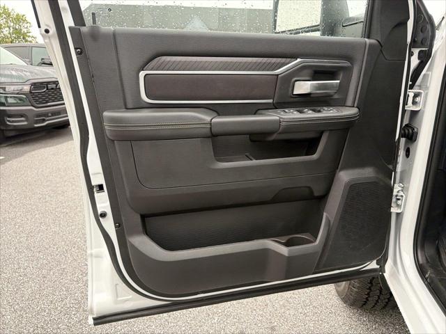 2026 Ram 2500 Big Horn Crew Cab 4x4 64 Box