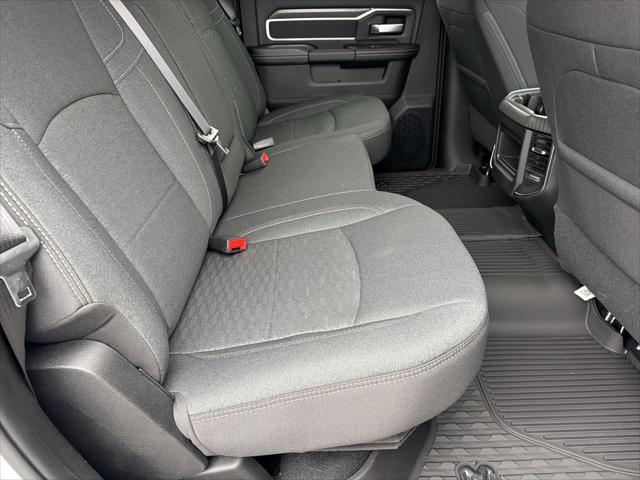 2026 Ram 2500 Big Horn Crew Cab 4x4 64 Box