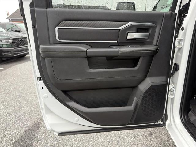 2026 Ram 2500 Big Horn Crew Cab 4x4 64 Box