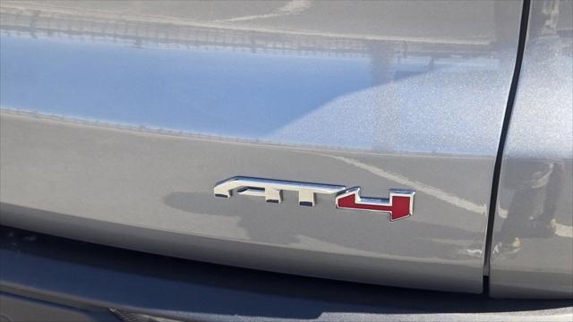 2027 GMC Acadia AWD AT4