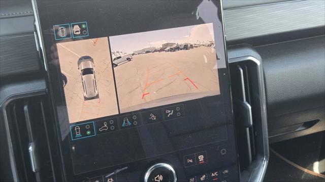 2027 GMC Acadia AWD AT4