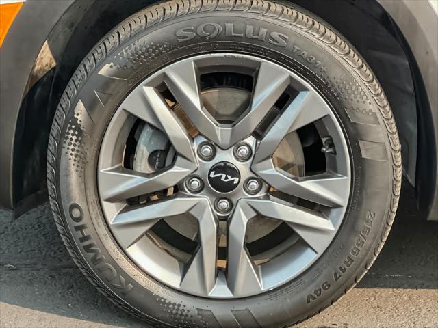 2023 Kia Seltos S