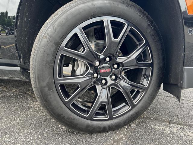 2025 GMC Yukon 4WD Denali