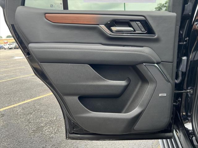 2025 GMC Yukon 4WD Denali
