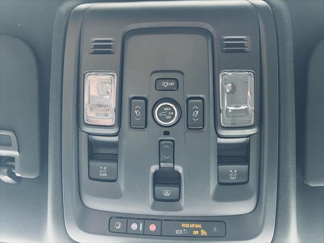 2025 GMC Yukon 4WD Denali