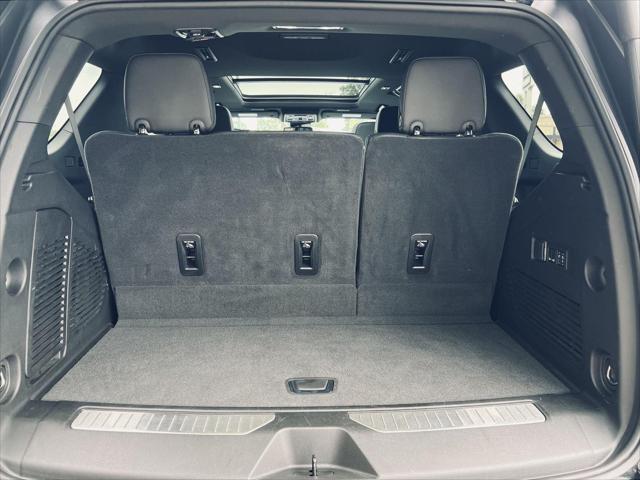 2025 GMC Yukon 4WD Denali