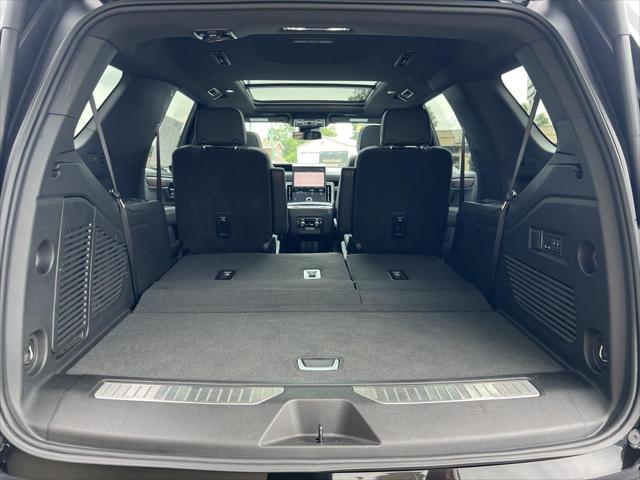 2025 GMC Yukon 4WD Denali
