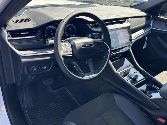 2027 Jeep Grand Cherokee L Laredo Altitude 2027 Jeep Grand Cherokee L Laredo Altitude