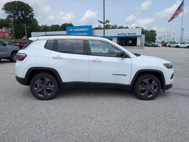 2022 Jeep Compass Latitude Lux 4x4 2022 Jeep Compass Latitude Lux 4x4