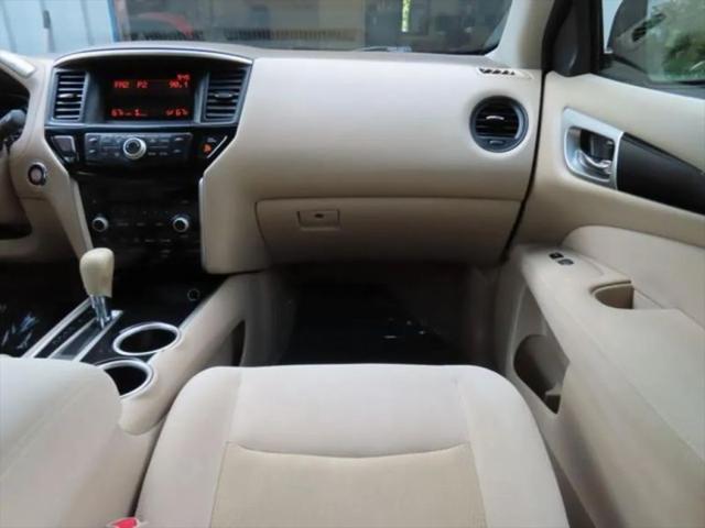 2014 Nissan Pathfinder S