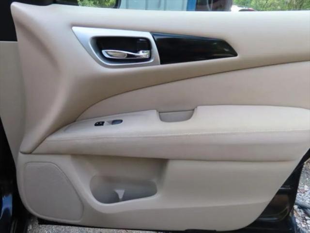 2014 Nissan Pathfinder S