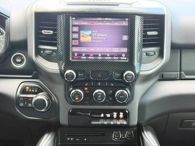 2019 Ram 1500 Big Horn/Lone Star Crew Cab 4x4 5'7" Box