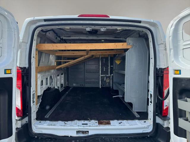 2016 Ford Transit w/60/40 Side Door w/RWB