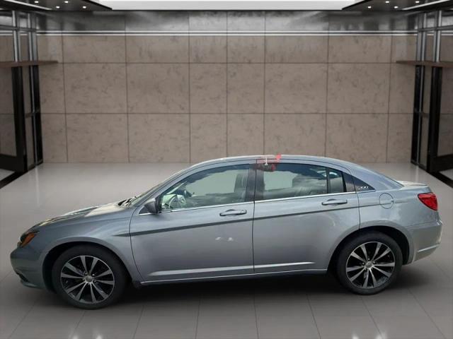 2014 Chrysler 200 Limited