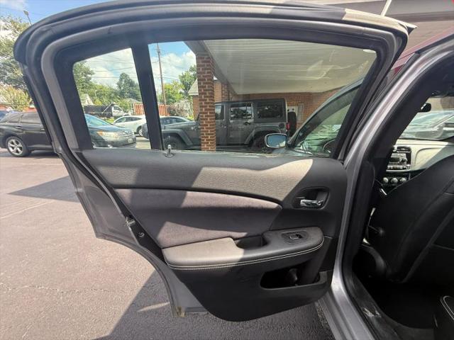 2014 Chrysler 200 Limited