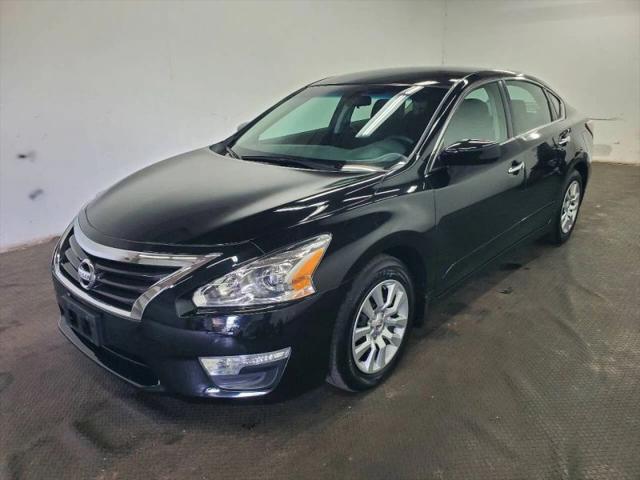 2014 Nissan Altima 2.5 S for sale near Fairfield, OH