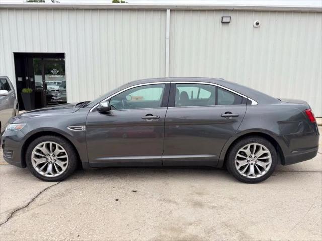 2017 Ford Taurus Limited