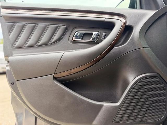 2017 Ford Taurus Limited