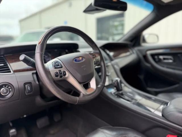 2017 Ford Taurus Limited