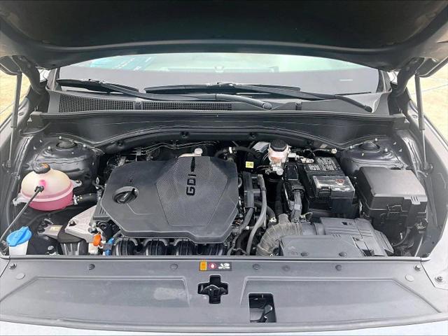 2023 Hyundai Santa Fe SE