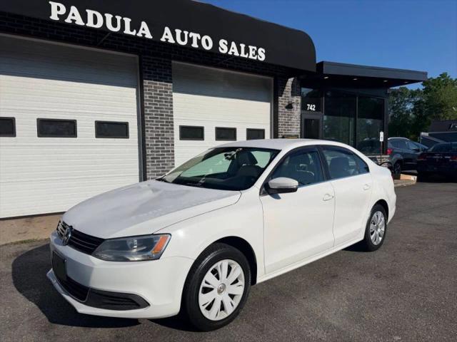 2013 Volkswagen Jetta 2.5L SE for sale in Holbrook, MA
