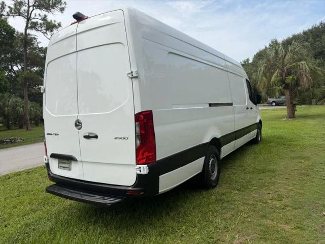 2021 Freightliner Sprinter High Roof I4 Diesel