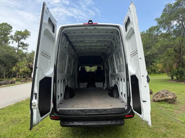 2021 Freightliner Sprinter High Roof I4 Diesel
