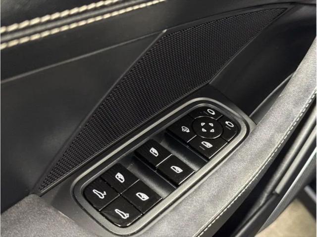 2020 Porsche Panamera GTS