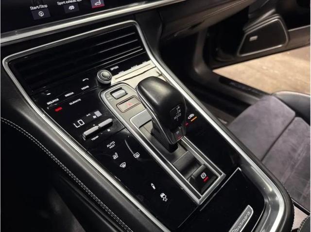2020 Porsche Panamera GTS
