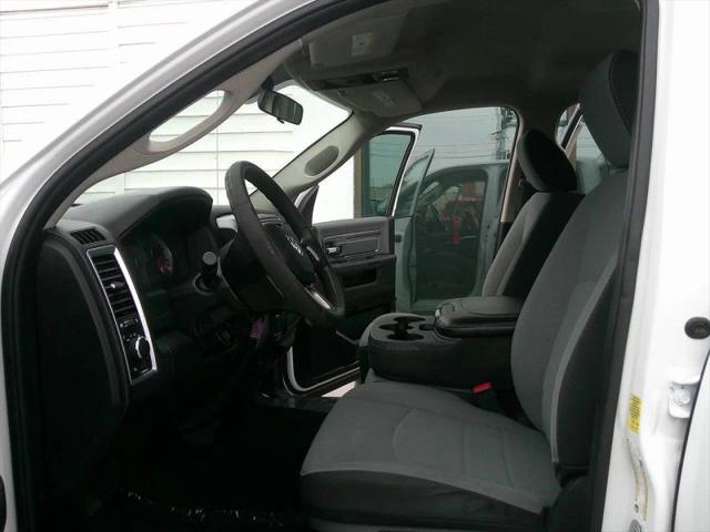 2022 Ram 1500 Classic SLT Quad Cab 4x4 64 Box