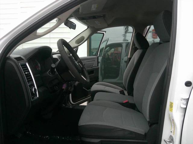 2022 Ram 1500 Classic SLT Quad Cab 4x4 64 Box