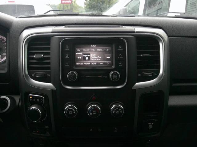 2022 Ram 1500 Classic SLT Quad Cab 4x4 64 Box