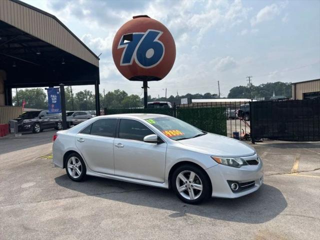 2013 Toyota Camry SE for sale in Hueytown, AL