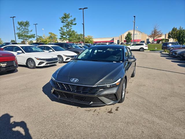2026 Hyundai Elantra SE for sale in Milwaukee, WI