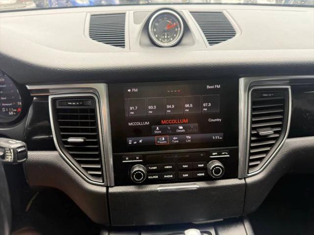 2017 Porsche Macan Base