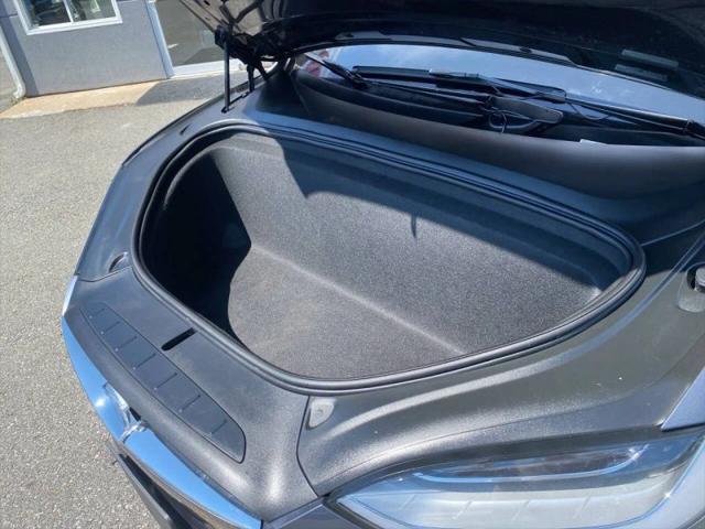 2019 Tesla Model X Standard Range