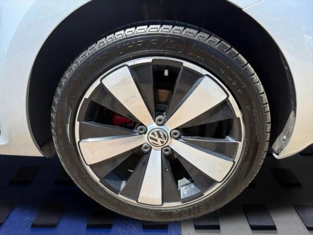 2013 Volkswagen Beetle 2.0T Turbo
