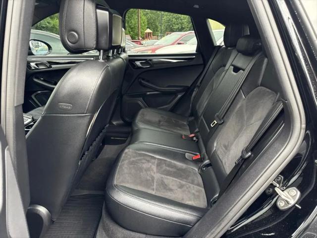 2018 Porsche Macan Base