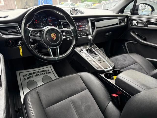 2018 Porsche Macan Base