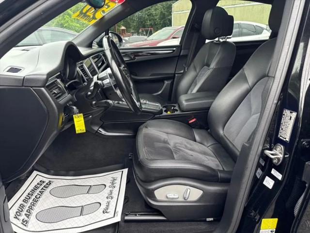 2018 Porsche Macan Base