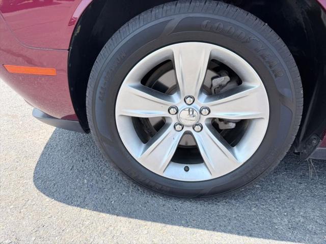 2021 Dodge Challenger SXT