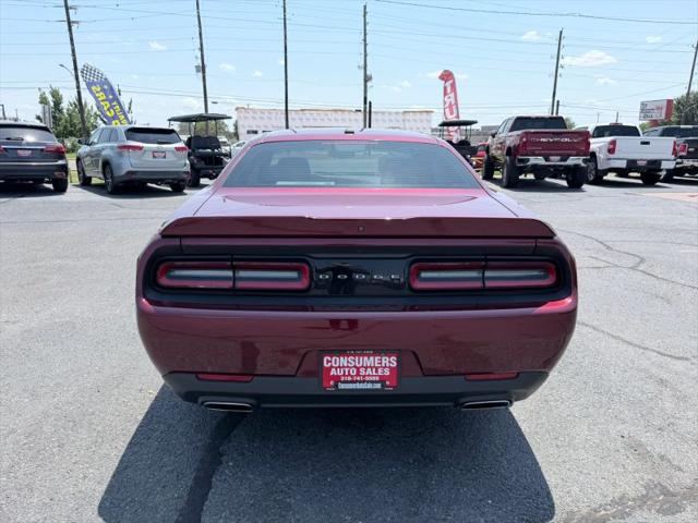 2021 Dodge Challenger SXT