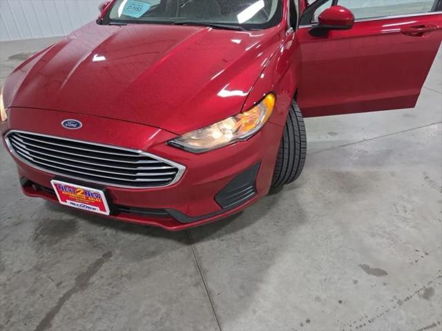 2020 Ford Fusion SE