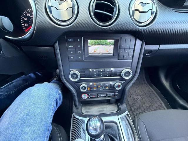 2022 Ford Mustang EcoBoost Fastback