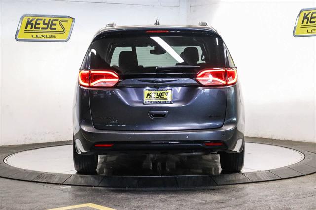 2020 Chrysler Pacifica 35th Anniversary Limited