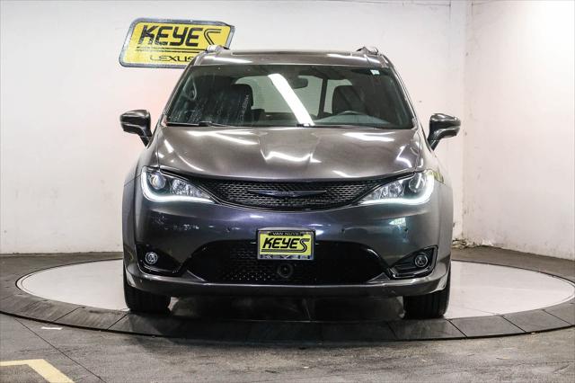 2020 Chrysler Pacifica 35th Anniversary Limited